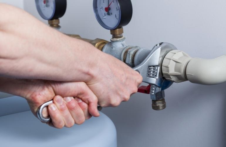 Small Chiller Routine Maintenance
